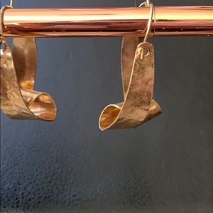 Gold fashion earrings